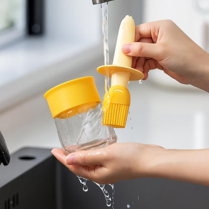 200ml Plastic 2 in 1 Oil Dispenser Bottle with Silicone Brush – Leakproof Kitchen Oil Bottle for Cooking, BBQ, Baking & Frying